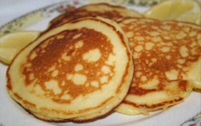 Delight in some Plant-Based Oatmeal-Lemon Pancakes